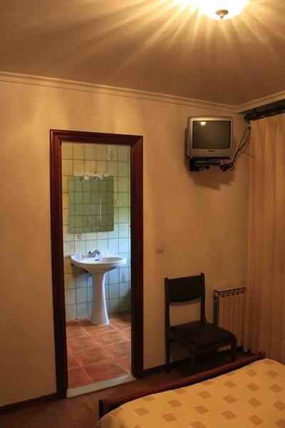Hotel Hostal Monte Rio Trescares Habitación foto